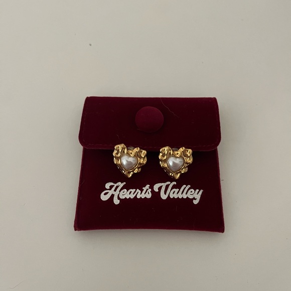 Hearts Valley Pearl and Gold Studded Heart Earrings - Picture 2 of 4
